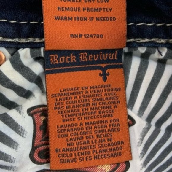 🤘NeW🎸 ROCK REVIVAL MAGNOR EASY SHORTS Size 28 - Picture 9 of 16